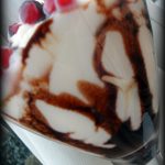 Mascarpone: crema alla vaniglia con ribes e cioccolato