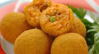 Non esiste Pasquetta senza mini arancini, li servo prima del pranzo: i miei ospiti li fanno fuori con gli occhi