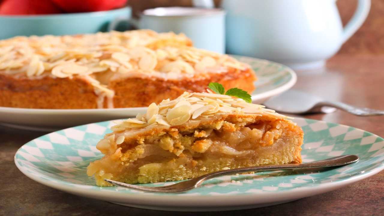 Torta di mele e mandorle