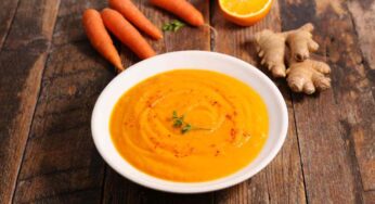 Zucca, carote e patate, il tris perfetto che mi regala sempre una vellutata che fa invidia agli chef: colorata, saporita e densa