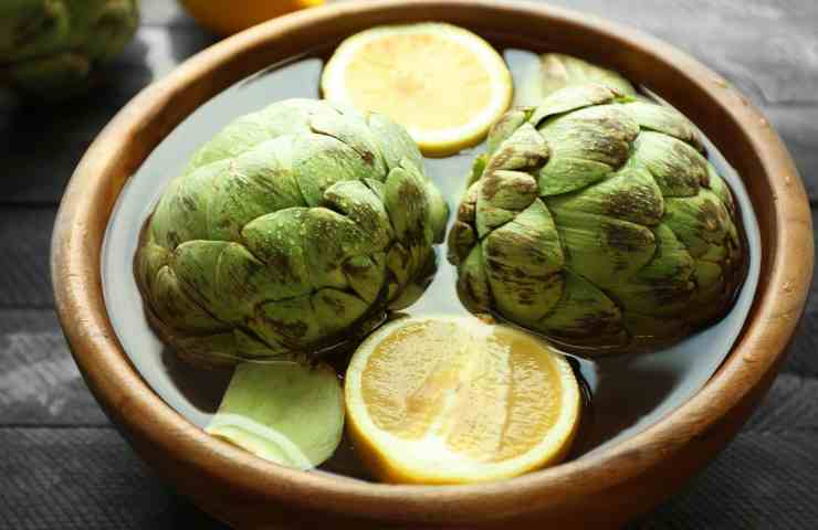 carciofi in acqua e limone